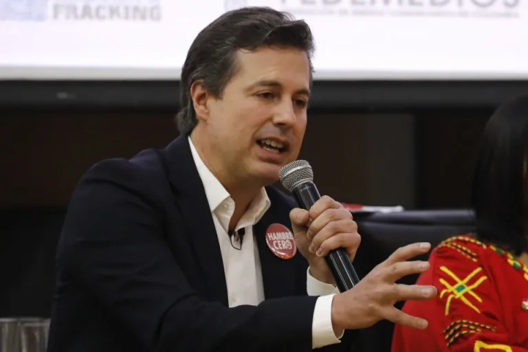 Galán asiste a la Convención del Nuevo Liberalismo en Manizales