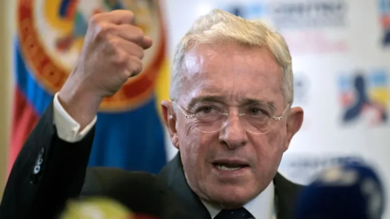 “Ganó Abelardo de la Espriella: votaremos por él y pedimos que se vote por él”: el expresidente Álvaro Uribe