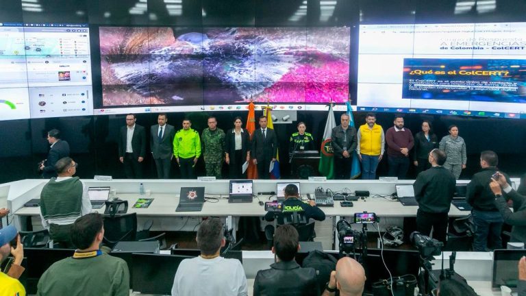 Gobierno llama a frenar violencia digital
