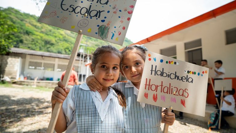 Gobierno Petro: 1.600 obras educativas entregadas; anuncian 32 nuevos proyectos en 13 departamentos