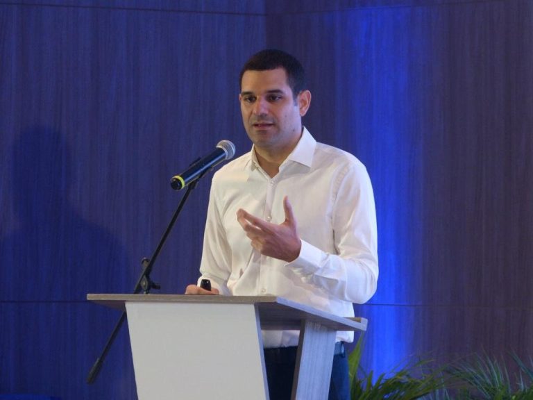 Gremios de Atlántico, Magdalena y La Guajira exigen solución de crisis de Air-E mediante acción de cumplimiento