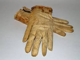Guantes ensangrentados de Lincoln de la noche de su asesinato fueron subastados
