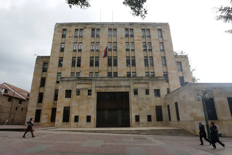 Implicaciones por embargo de cuentas nacionales
