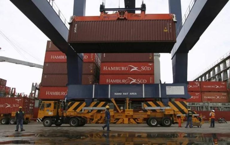 Importaciones colombianas crecieron 10% en 2025, reporta el Dane