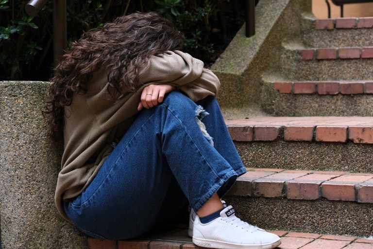 Investigación : ¿Por qué se suicidan los jóvenes universitarios?