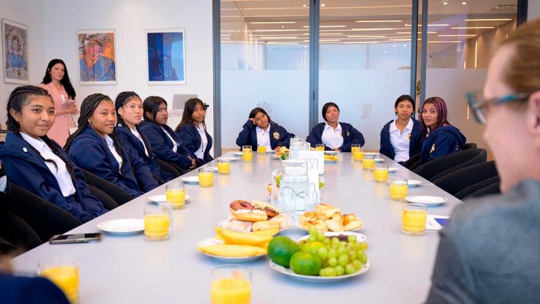 Jóvenes wayúu representarán a Colombia en intercambio cultural en Polonia