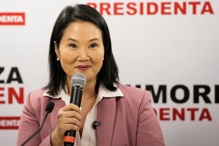 Keiko Fujimori dice que buscará en su gobierno unir a Perú “partido en dos mitades”