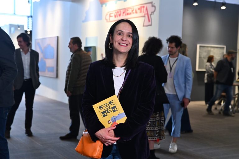 La artista Gabriela Pinilla gana la primera edición del Premio de Arte Acoplásticos
