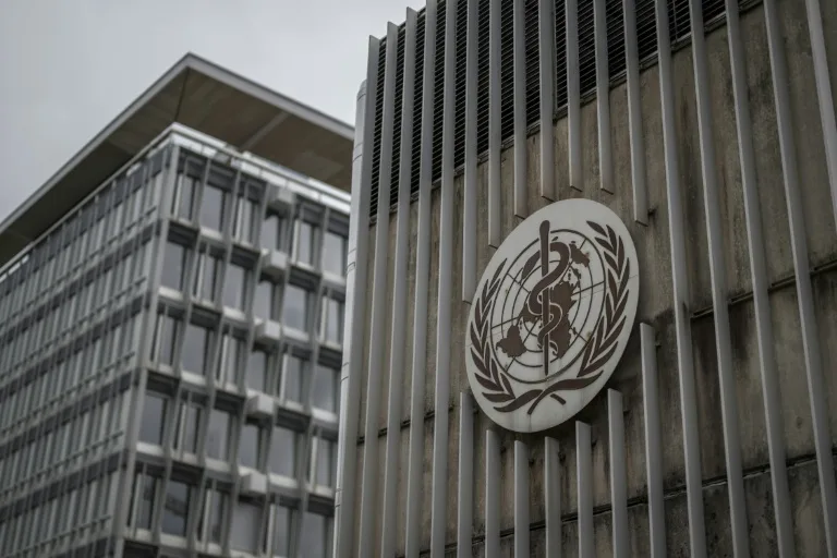 La desinformación amenaza la confianza en las vacunas, advierte la OMS