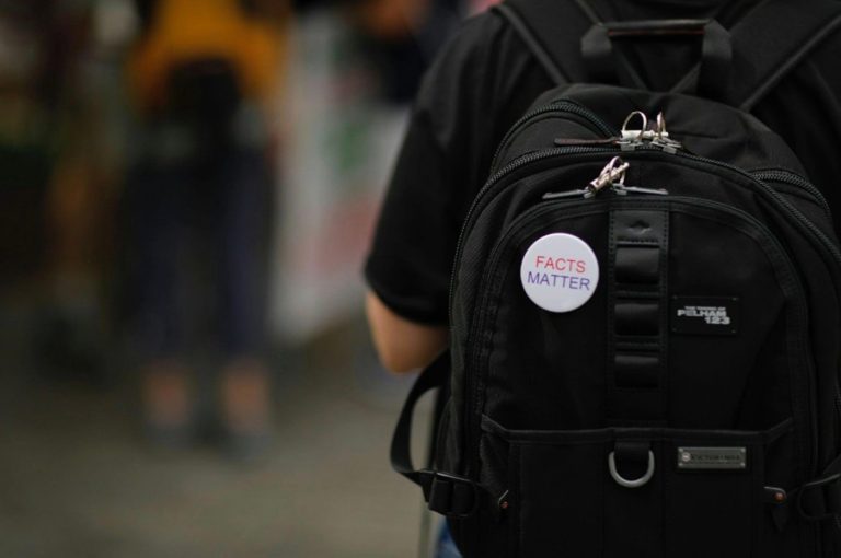 La IA y el fact-checking reescriben reglas contra la desinformación en Latinoamérica