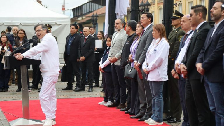 La jornada electoral en Colombia entra en su recta final: reporte de normalidad