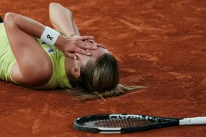 La revelación Chwalinska desafiará a Andreeva en la final de Roland Garros