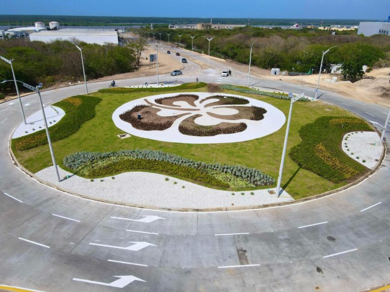 ¡La rotonda de la calle 98 florece como un jardín de Cayenas!: alcalde Char