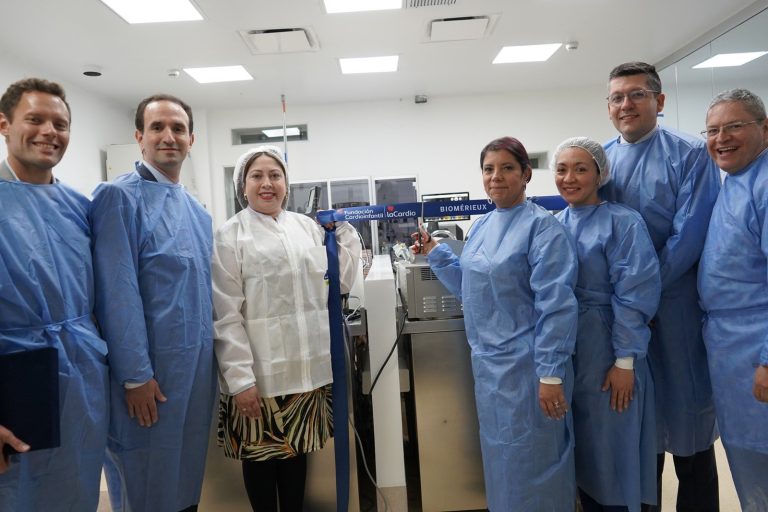 LaCardio inauguró Laboratorio de Microbiología totalmente automatizado