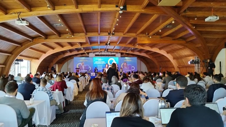 Llega la cumbre laboral 2025: cómo entender y responder a las reformas que cambian el empleo en el país