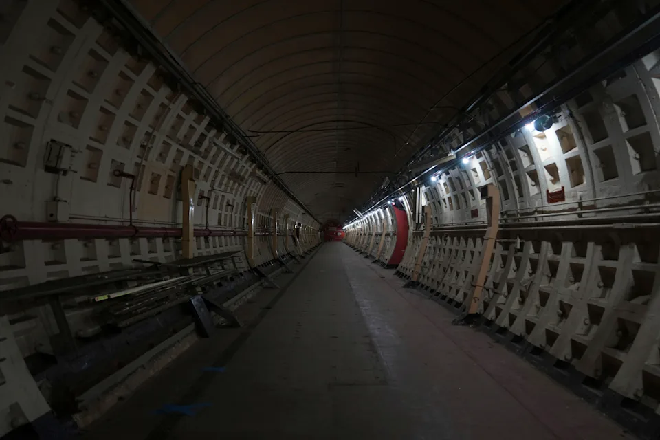 Londres abrirá túneles secretos de la Segunda Guerra Mundial como museo y bar subterráneo