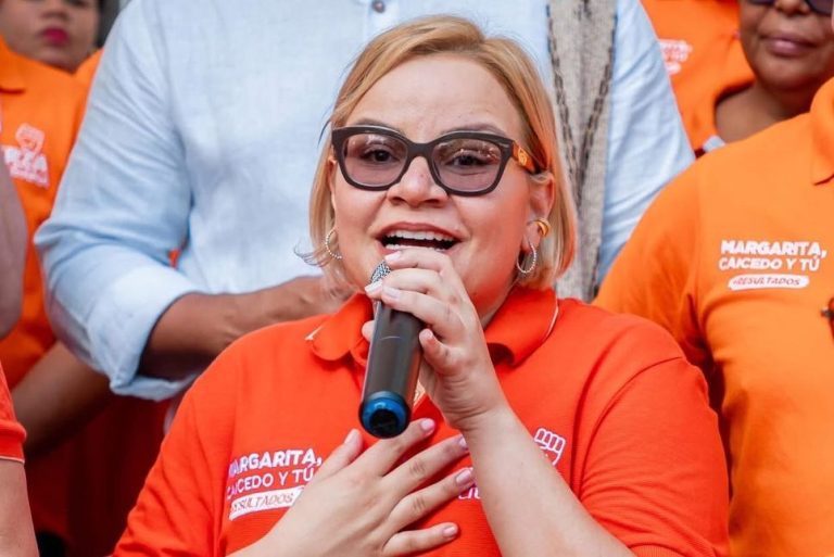 María Margarita Guerra Zúñiga, Gobernadora del Magdalena, al ganar elecciones a Rafael Noya