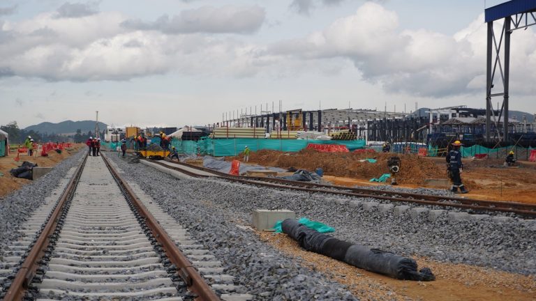 Más de 200 kilómetros de tuberías son instalados en obra del Metro de Bogotá
