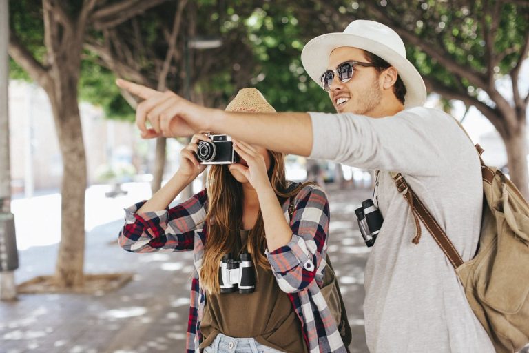¡Más experiencias, menos planificación! Así viajan los jóvenes entre 18 y 25 años