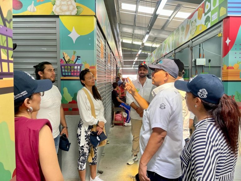 Mincultura visitó proyectos del centro histórico y 2 barrios de Barranquilla
