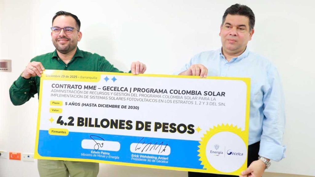 Firman convenio para impulsar el Programa Colombia Solar por $4,2 billones