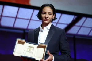 Nadia Melliti, premio a la mejor actriz en Cannes, descubierta en un casting en la calle