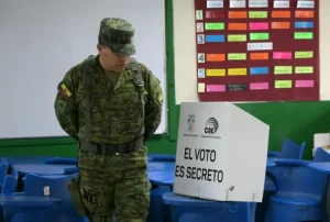 Noboa recibe golpe electoral con rechazo a bases militares extranjeras en Ecuador