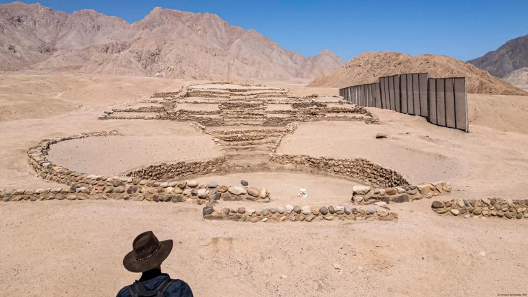Perú: ciudadela de 3.800 años de antigüedad abre al turismo