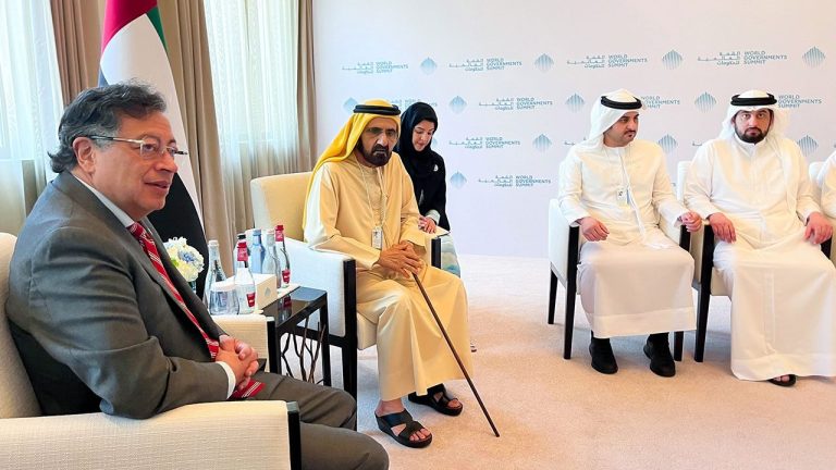 Petro anuncia desde Dubai intercambio cultural, comercial y educativo con Emiratos Árabes Unidos