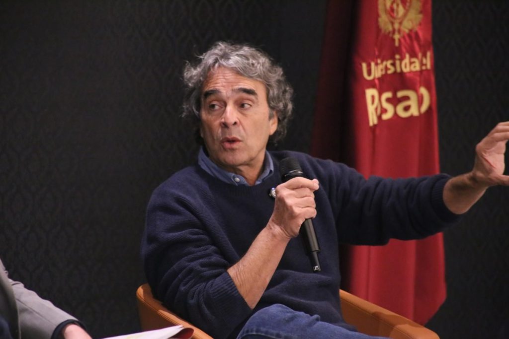 Presidenciables dialogan con los estudiantes en la Universidad del Rosario