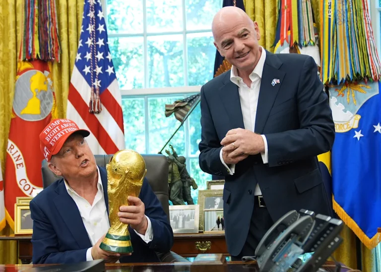 Presidente de FIFA insta al fútbol a promover la paz y no toma medidas contra Israel