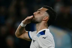 Real Sociedad se complica en Europa League, Lazio líder y clasificado