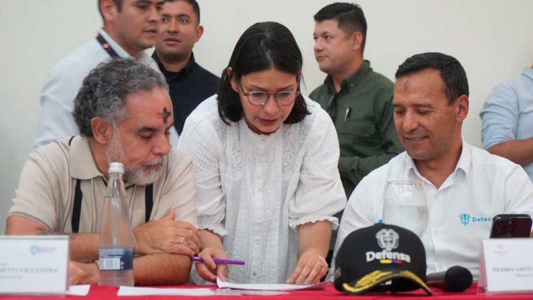 Recompensa de hasta $50 millones para quien denuncie el fraude electoral