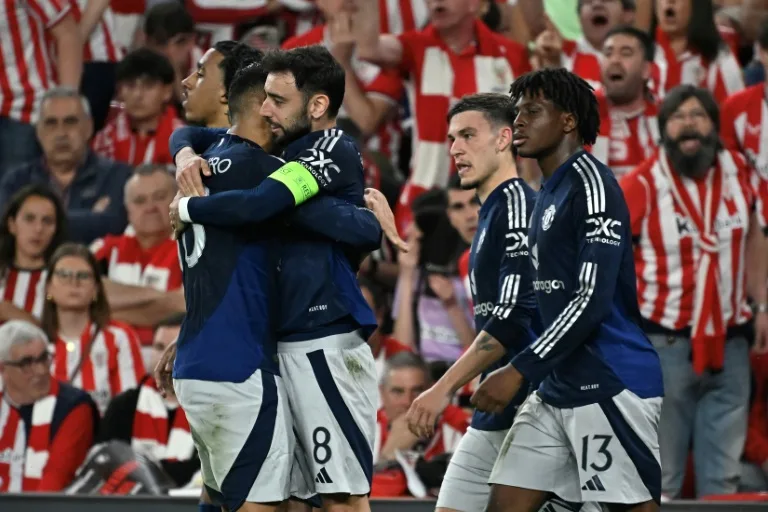 Resbalón del Athletic ante el United que le aleja de la final de Bilbao