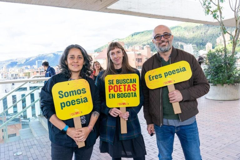 Reverso Bogotá premiará con $100 millones a poetas de todas las generaciones