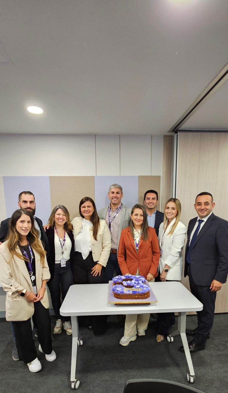 Sanofi celebra 3 años de su Hub en Bogotá: innovación, empleo y expansión global