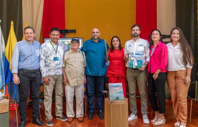‘Santa Marta, Cinco Siglos de Historia’: libro regalo a la ciudad en sus 500 años