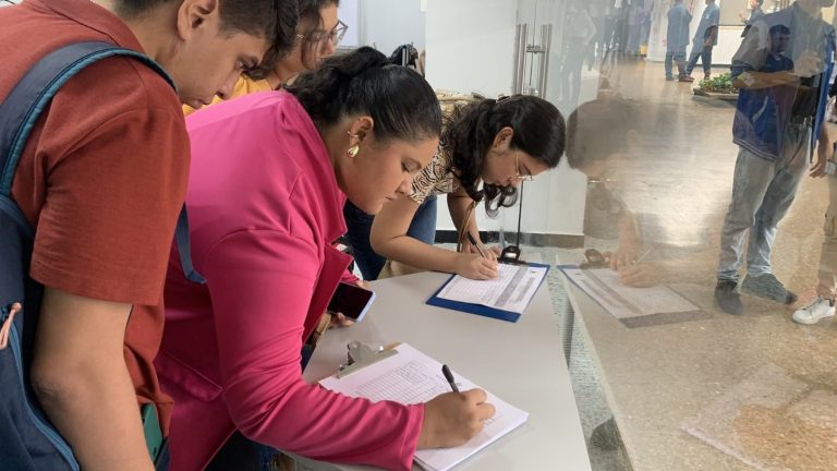 Santa Marta lanza cursos de verano gratis para jóvenes de todos los sectores
