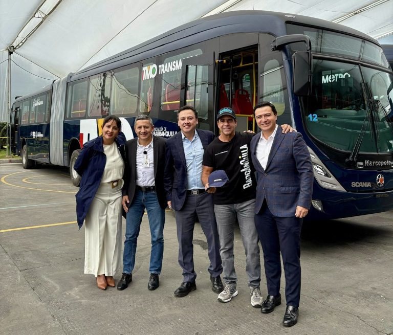 Se desplazan hacia Barranquilla 25 nuevos articulados de Transmetro, confirma Alcaldía Distrital