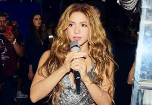 Shakira suspendió concierto en Lima tras ser hospitalizada de urgencia