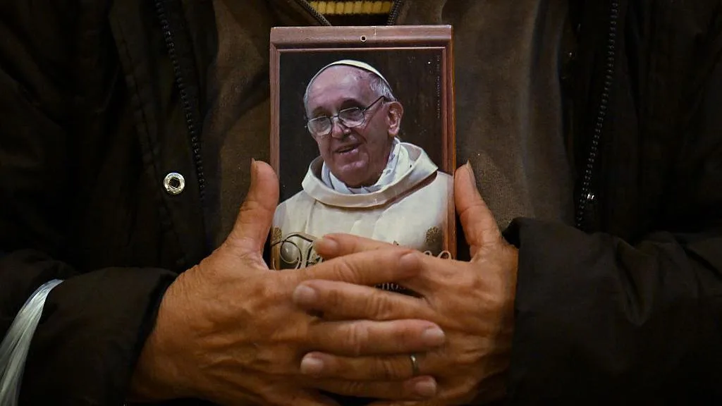 “Siempre del lado de los vulnerables”: el mundo reacciona a la muerte del papa Francisco