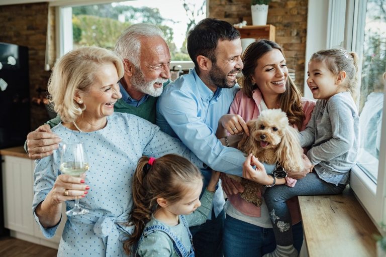 Tendencia clave para mitad de año: vacaciones multigeneracionales y con mascotas