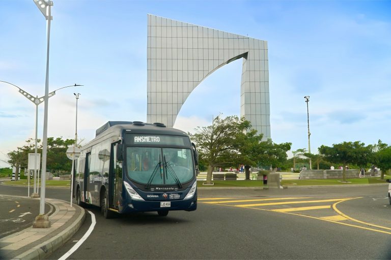 Transmetro habilita la ‘Ruta Chévere’ para conectar con las joyas urbanas de Barranquilla