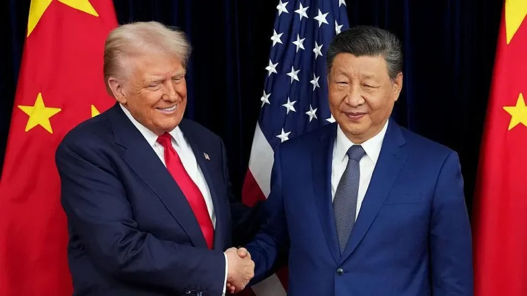 Trump reduce los aranceles a China y anuncia el fin del “bloqueo de tierras raras” tras su reunión con Xi