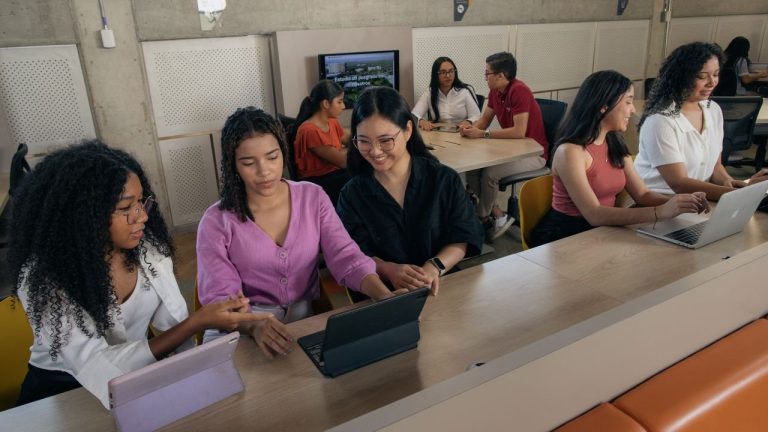 Uninorte nuevamente entre las 10 mejores de Colombia según Saber Pro 2025