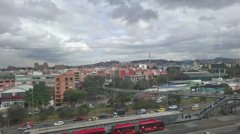 Versos, freestyle y poesía en escena: este jueves, lanzamiento del Festival Reverso Bogotá 2025