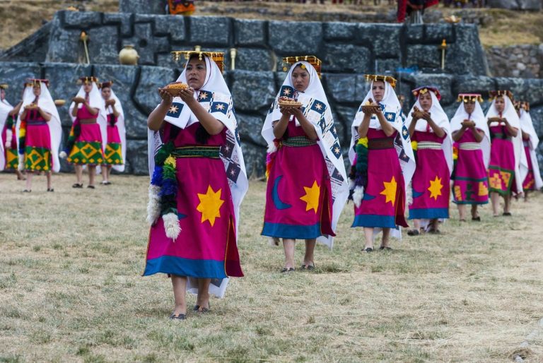 Vive el Inti Raymi en Perú: una gran conmemoración que une historia, cultura y espiritualidad