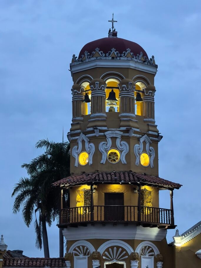 Mompox revive el sonido de sus relojes históricos tras más de 20 años de silencio