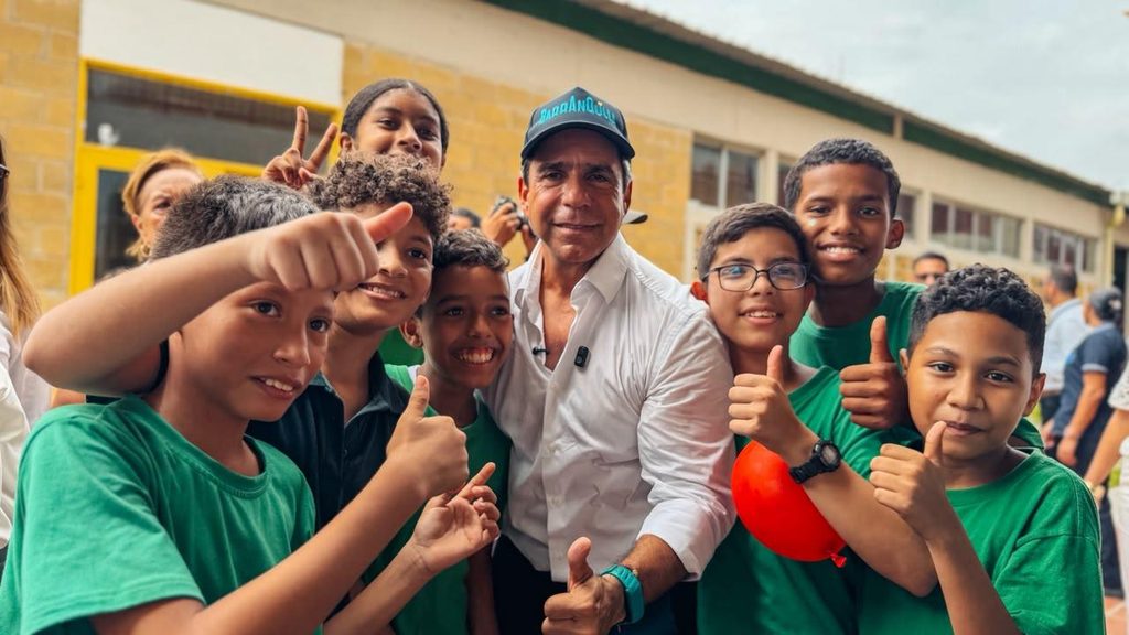 Julio Flórez estrena colegio en Barranquilla con una inversión de $29.230 millones